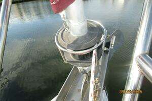 1998 Hunter 376 thumbnail 6