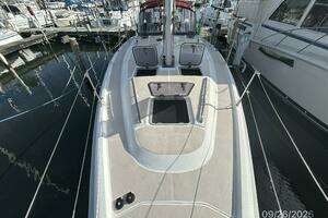 1998 Hunter 376 thumbnail 11