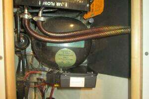 1998 Hunter 376 thumbnail 70