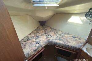 1998 Hunter 376 thumbnail 60