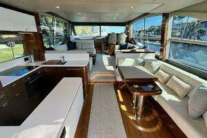 2019 Princess F62 thumbnail 5