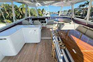 2019 Princess F62 thumbnail 34