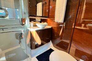 2019 Princess F62 thumbnail 61