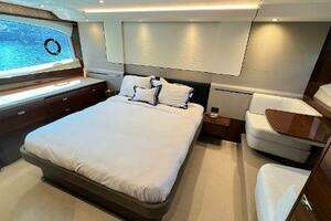 2019 Princess F62 thumbnail 55