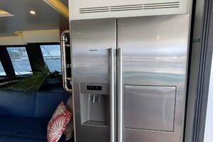 2018-serenity-64-power-9938614-20250926044533504-1.jpg
