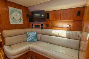 2000 Tiara Yachts 5200 Express thumbnail 16