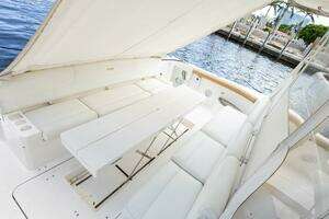 2000 Tiara Yachts 5200 Express thumbnail 5