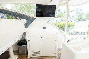 2000 Tiara Yachts 5200 Express thumbnail 6