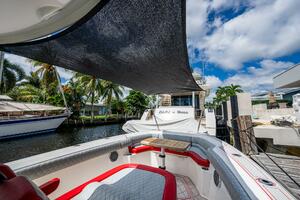 DARE TO DREAM S SIDECHICK 33ft Boston Whaler Yacht For Sale