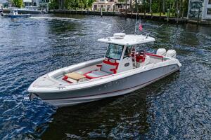 DARE TO DREAM S SIDECHICK 33ft Boston Whaler Yacht For Sale