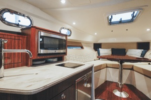 Amazing Grace 32ft Pursuit Yacht For Sale