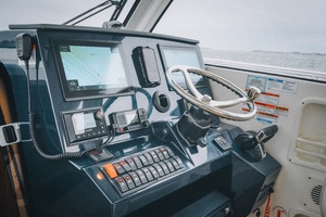 Amazing Grace 32ft Pursuit Yacht For Sale