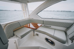 Amazing Grace 32ft Pursuit Yacht For Sale