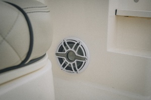 Amazing Grace 32ft Pursuit Yacht For Sale