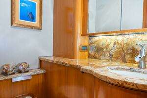 2014 Scarborough 60 Sportfish thumbnail 35