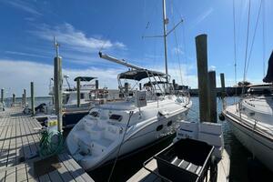 Summer Wind 42ft Hunter Yacht For Sale