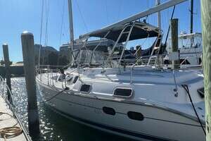 2001 Hunter 420 Passage thumbnail 1