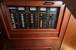 Summer Wind 42ft Hunter Yacht For Sale