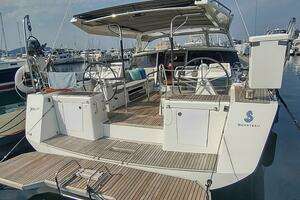 2018 Beneteau Sense 57 thumbnail 10