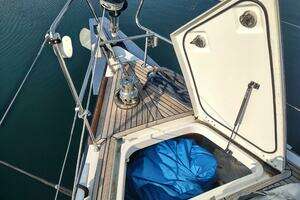 2018 Beneteau Sense 57 thumbnail 23