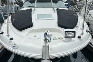28ft Bayliner Yacht For Sale