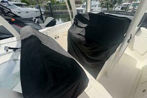 30ft Robalo Yacht For Sale