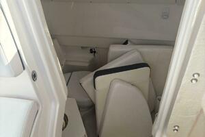 30ft Robalo Yacht For Sale