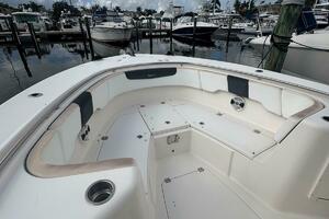 30ft Robalo Yacht For Sale