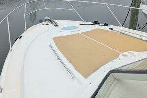 2004 Meridian 411 thumbnail 7