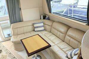 2004 Meridian 411 thumbnail 16