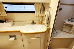 Now or Never 44ft Carver Yacht For Sale
