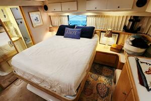 Now or Never 44ft Carver Yacht For Sale