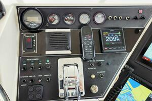 Now or Never 44ft Carver Yacht For Sale