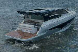 2025 Real 40 HT Luxury  thumbnail 31