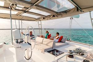 52ft Lagoon Yacht For Sale
