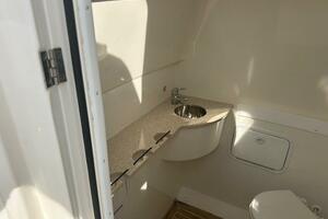 31ft Regulator Yacht For Sale