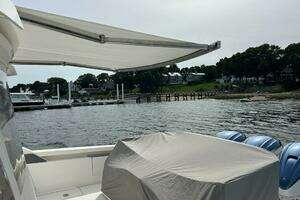 2021 Tiara Sport 43 LS thumbnail 40