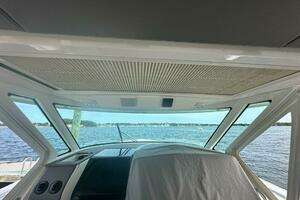 2021 Tiara Sport 43 LS thumbnail 19