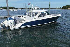 2021 Tiara Sport 43 LS thumbnail 4