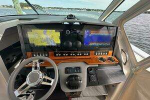 2021 Tiara Sport 43 LS thumbnail 21