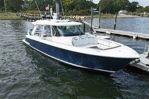 2021 Tiara Sport 43 LS thumbnail 2