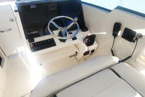32ft Pursuit Yacht For Sale