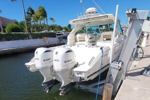 32ft Pursuit Yacht For Sale
