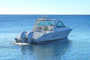 32ft Pursuit Yacht For Sale