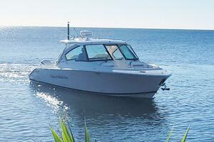 32ft Pursuit Yacht For Sale