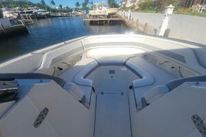 32ft Pursuit Yacht For Sale