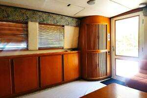 1989 Bertram 50 Convertible thumbnail 9