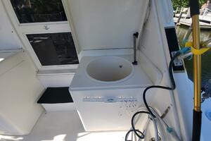 Trophy Hunter 50ft Bertram Yacht For Sale