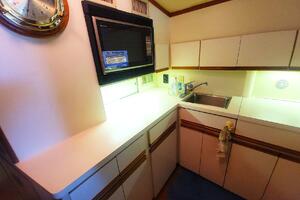 Trophy Hunter 50ft Bertram Yacht For Sale