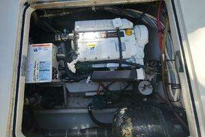 1989 Bertram 50 Convertible thumbnail 39